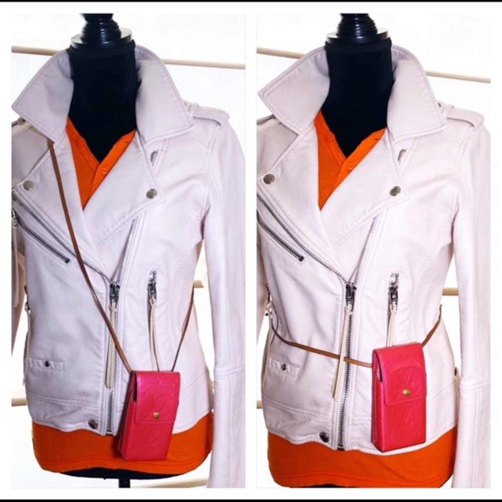 ❌SOLD❌Louis Vuitton Pink Vernis Mini Pouch w/Strap - Picture 2 of 7